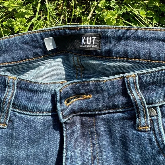 Kut from the Kloth Diana High Rise Cigarette Leg Jeans - Picture 3 of 7